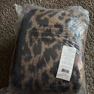 Kenneth Cole throw blanket still packaged